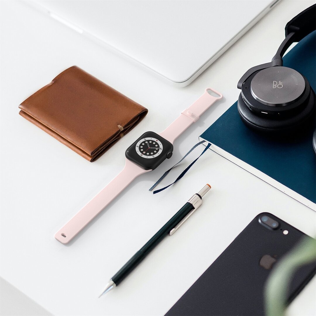 TPU Slim Fit Armband - Hellrosa - Geeignet f&uuml;r Apple Watch 38mm / 40mm / 41mm / 42mm