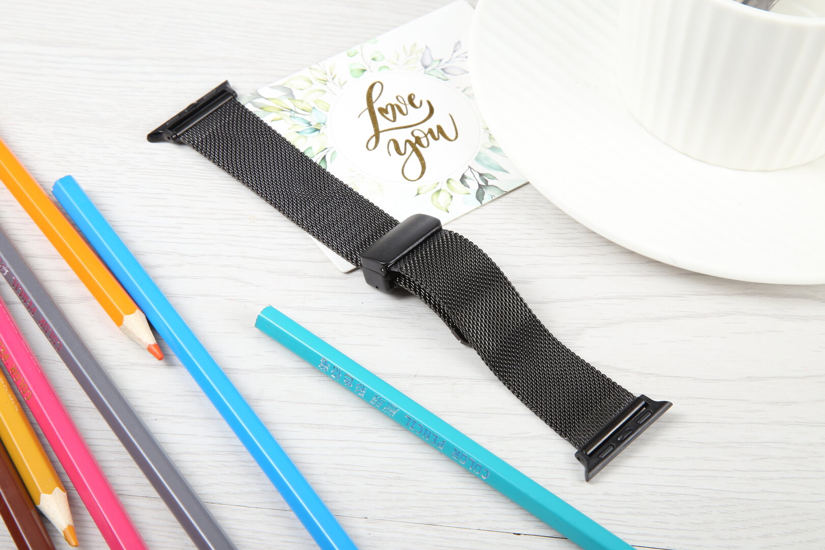 Milanaise-Armband mit faltbarem Magnetverschluss - Schwarz - Passend f&uuml;r Apple Watch 44mm / 45mm / 46mm / 49mm