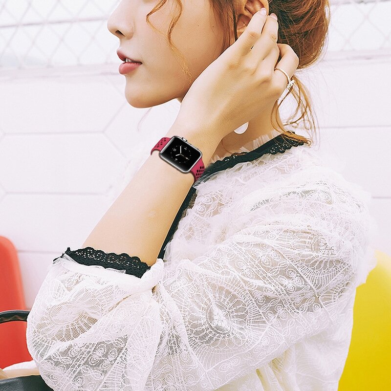 Armband mit L&ouml;chern - Rot - Geeignet f&uuml;r Apple Watch 38mm / 40mm / 41mm / 42mm