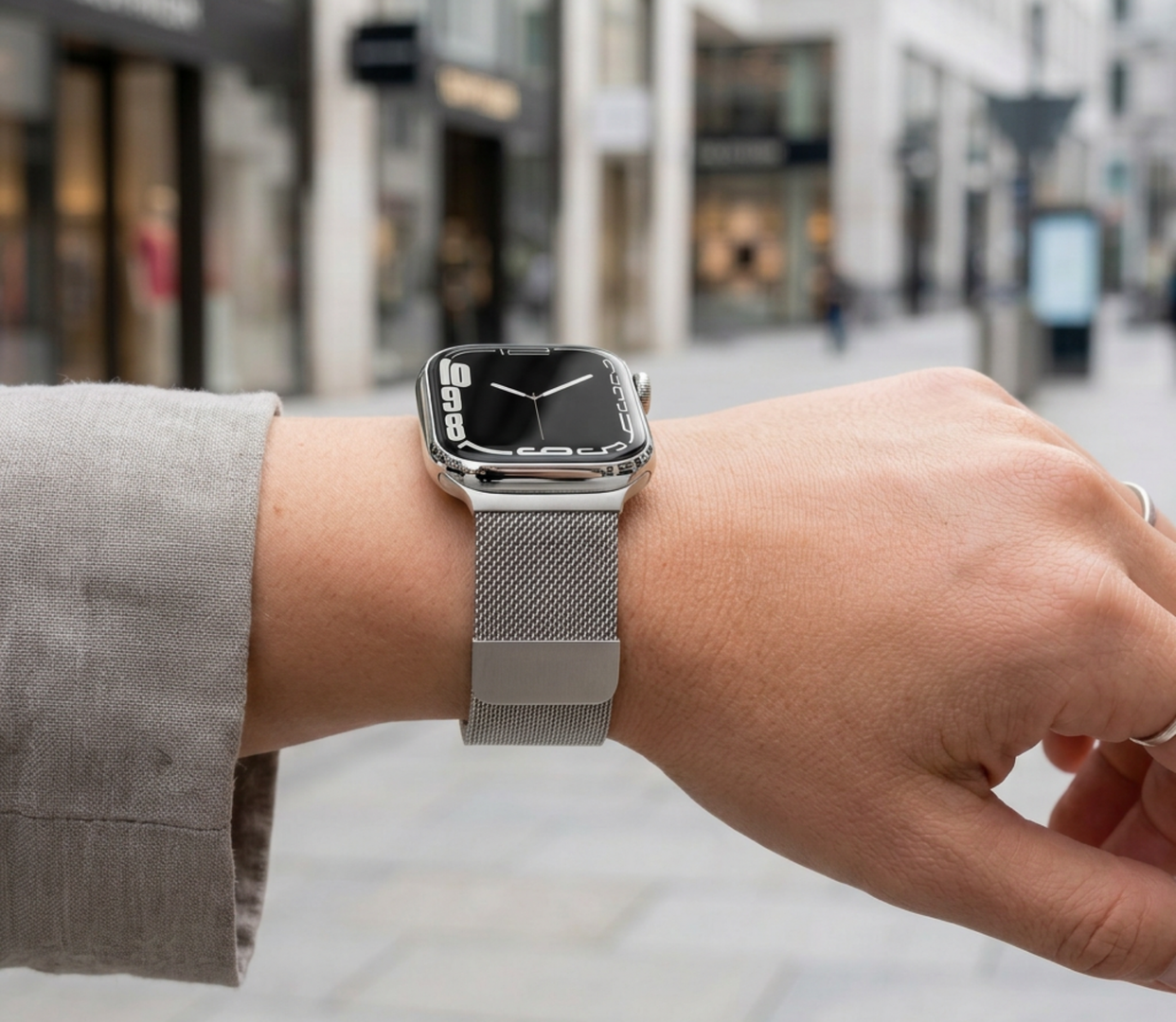 Milanaise Band - Silber - Extra starker Magnet - Geeignet f&uuml;r Apple Watch 38mm / 40mm / 41mm / 42mm