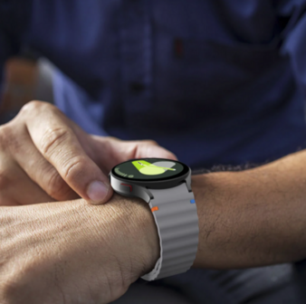 Wave Sportarmband mit Druckknopf - Gr&ouml;&szlig;e: M/L - Dunkelgrau - Samsung Galaxy Watch 4 - 40mm &amp; 44mm