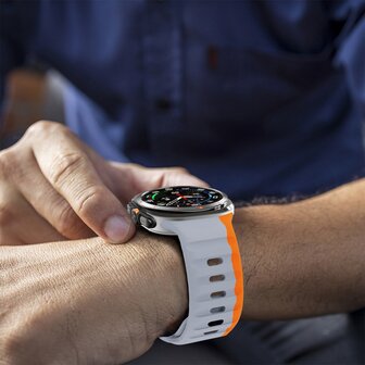 Wave Silikonarmband - Grau mit Orange - Samsung Galaxy Watch Ultra 47mm