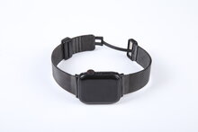 Milanaise-Armband mit faltbarem Magnetverschluss - Schwarz - Passend f&uuml;r Apple Watch 44mm / 45mm / 46mm / 49mm