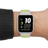 Sportarmband - Gr&ouml;&szlig;e: M/L - Grau + Gelb - Geeignet f&uuml;r Apple Watch 38mm / 40mm / 41mm