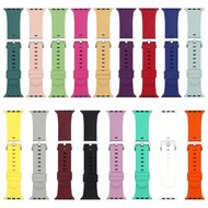 Gummi-Sportarmband mit Schnalle - Wei&szlig; - Geeignet f&uuml;r Apple Watch 44mm / 45mm / 46mm / 49mm