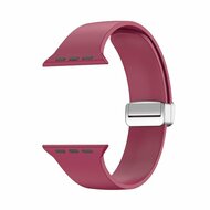 Silikonarmband - Faltschlie&szlig;e - Weinrot - Geeignet f&uuml;r Apple Watch 44mm / 45mm / 46mm / 49mm