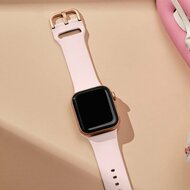 Weiches Silikonarmband mit Schnallenverschluss - Hellrosa - Geeignet f&uuml;r Apple Watch 38mm / 40mm / 41mm / 42mm