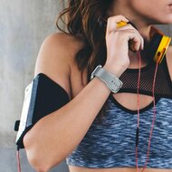 Weiches Silikonarmband mit Schnallenverschluss - Grau - Geeignet f&uuml;r Apple Watch 38mm / 40mm / 41mm / 42mm