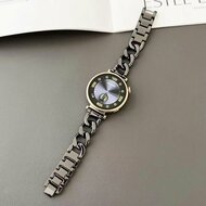 Garmin Venu 4 - 41mm - Metall-Kettenarmband - Schwarz