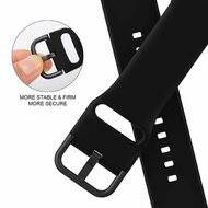 Weiches Silikonarmband mit Schnallenverschluss - Schwarz - Geeignet f&uuml;r Apple Watch 38mm / 40mm / 41mm / 42mm