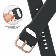 Weiches Silikonarmband mit Schnallenverschluss - Dunkelgrau - Geeignet f&uuml;r Apple Watch 38mm / 40mm / 41mm / 42mm