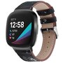 Fitbit Versa 3/4 &amp; Sense 1/2 Lederband - Blumendruck schwarz / wei&szlig;